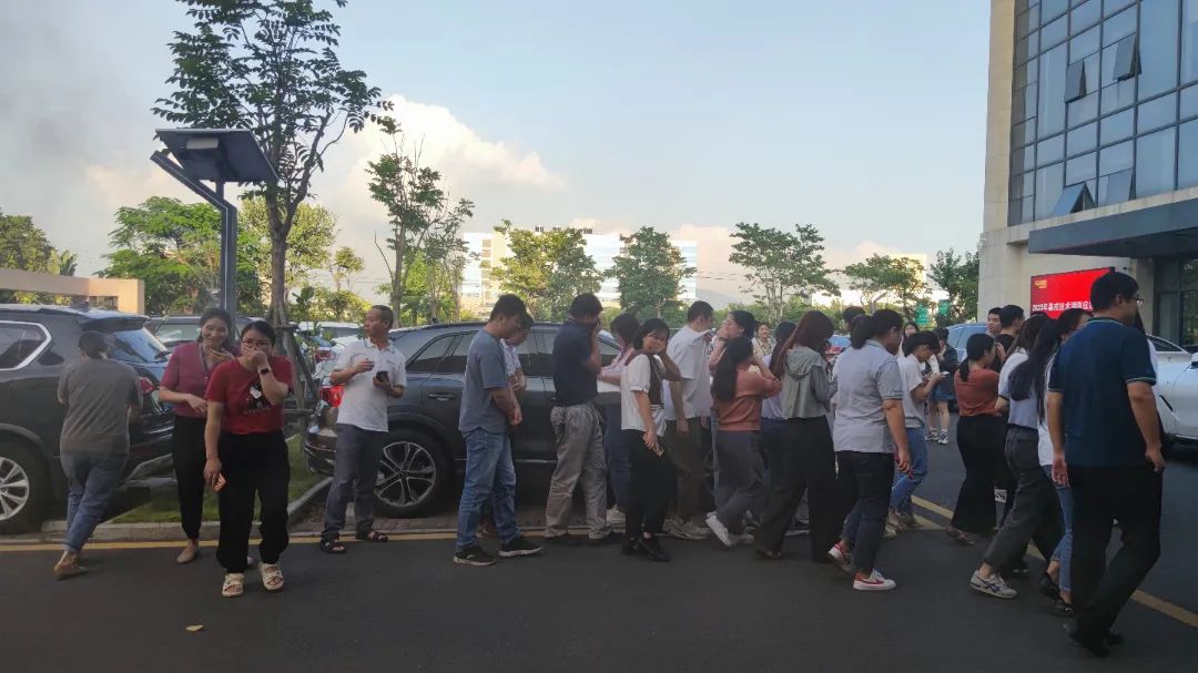 1699259542230671.jpg 1699259542230671.jpg